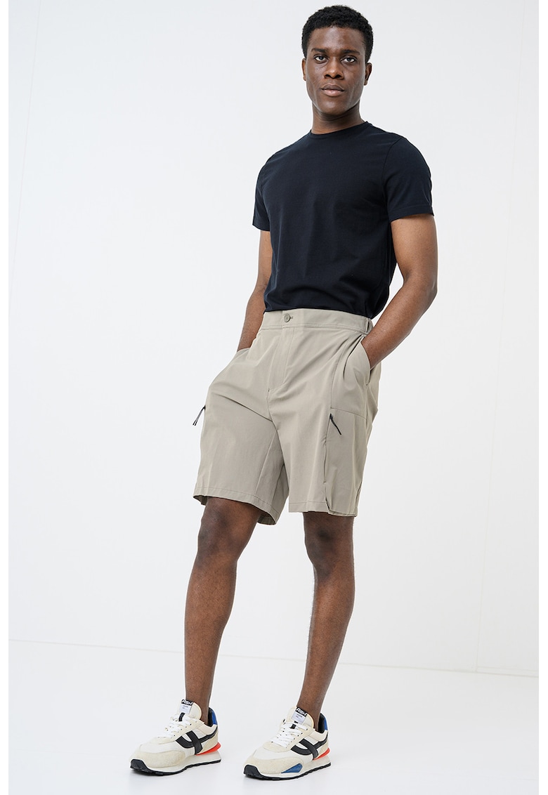 Pantaloni scurti relaxed fit cu buzunare - Bej inchis