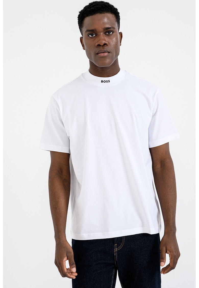 Tricou uni cu decolteu la baza gatului - Alb