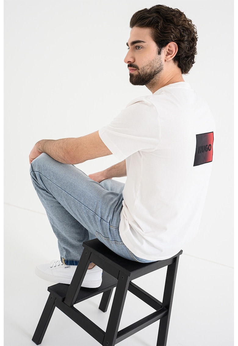 Camasa cu decolteu la baza gatului si logo Danoto - Alb/Negru/Rosu inchis