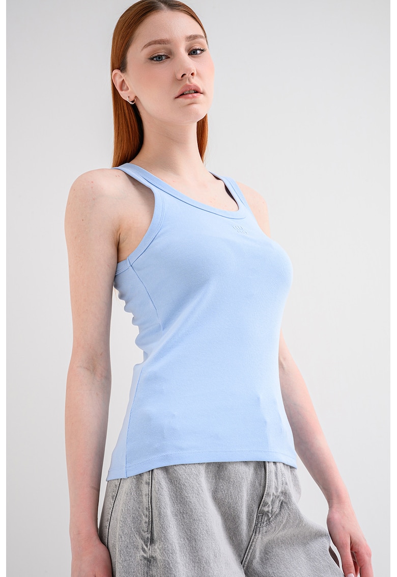 Top slim-fit Datamia - Albastru pastel