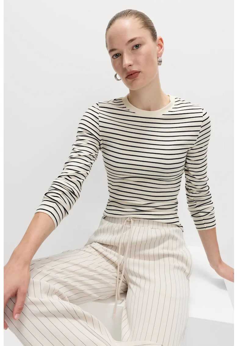 Bluza slim-fit cu decolteu la baza gatului - Alb/Negru