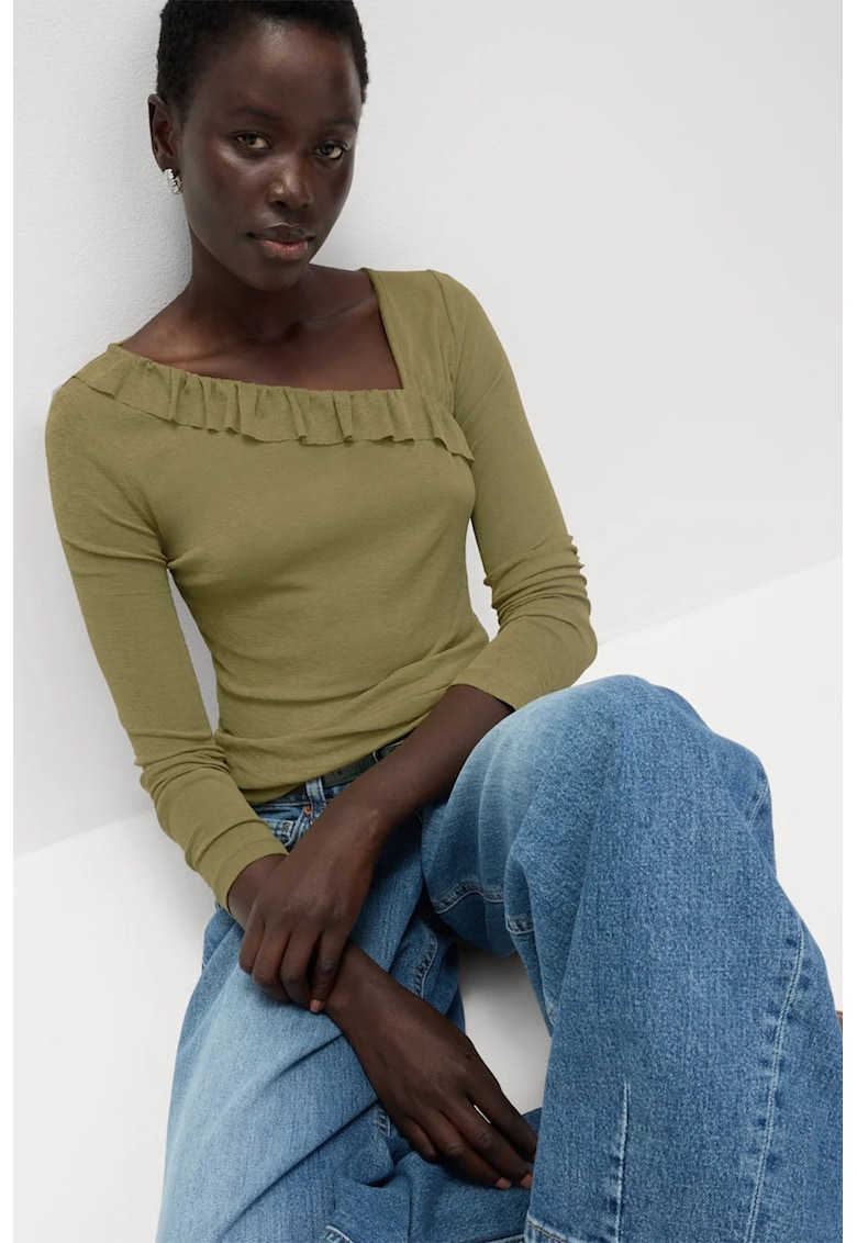 Bluza cu model uni si volane - Verde sparanghel