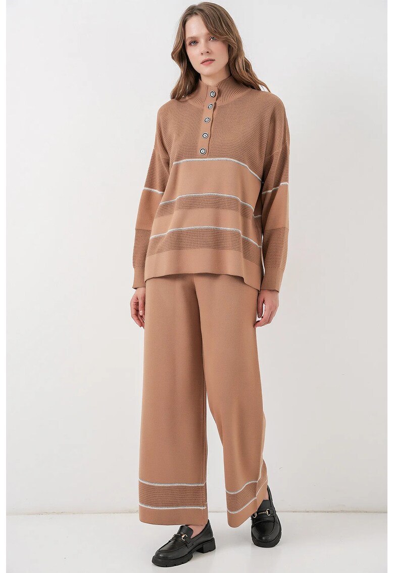Set tricotat asortat - pulover si pantaloni cu dungi - maro camel - tricot -