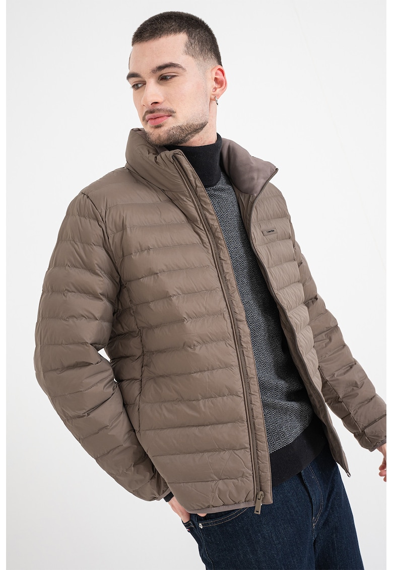 Jacheta usoara cu fermoar si guler inalt - Maro taupe