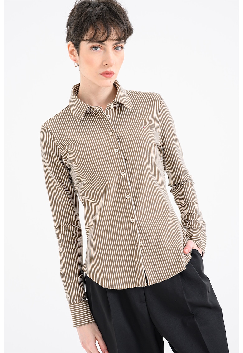 Camasa slim fit din material pique cu logo discret - Alb/Caramel