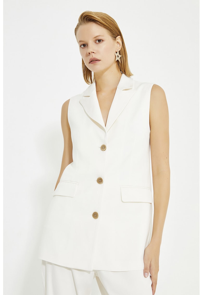 Vesta cu nasturi si decolteu in V