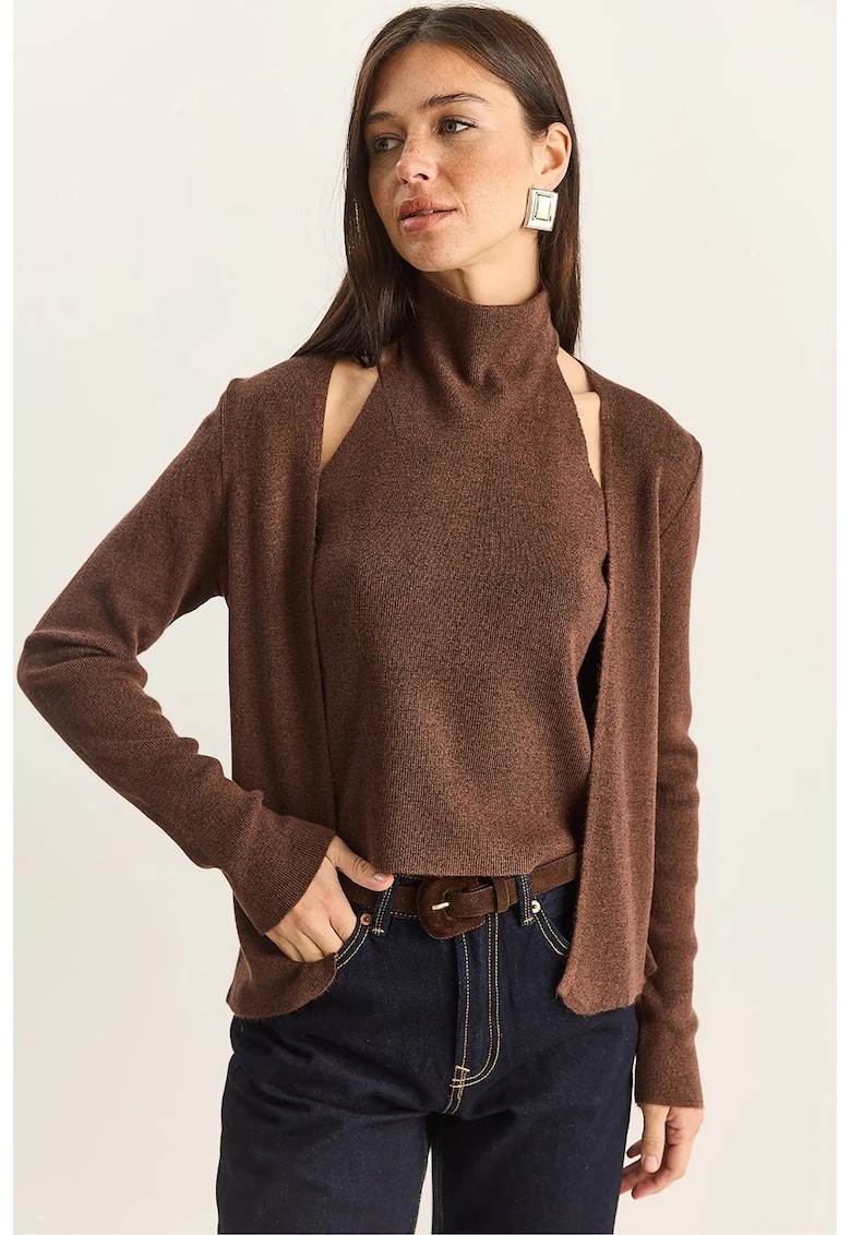 Bluze dama - striata cu jumatate de guler si decupaje - maro mocca inchis - tricot -