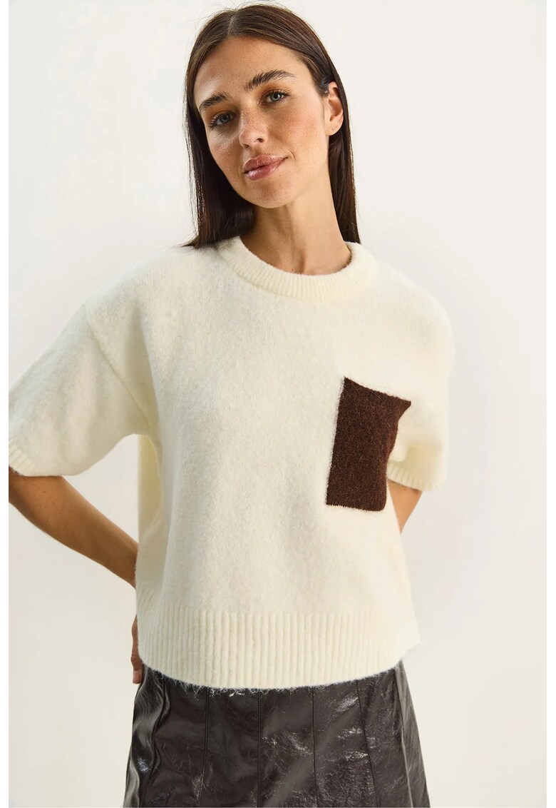 Pulover dama - supradimensionat - crem - tricot - cu guler rotund si buzunar - One Size