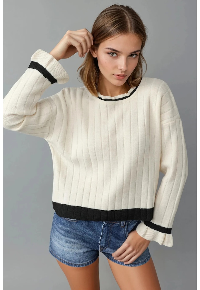 Pulover tricotat - dungi - guler rotund - crem - tricot -