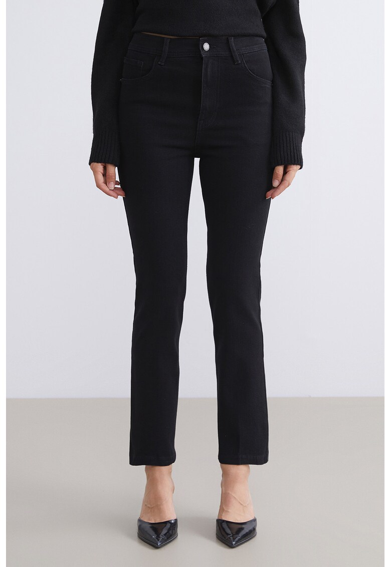 Blugi crop cu croiala bootcut - Negru