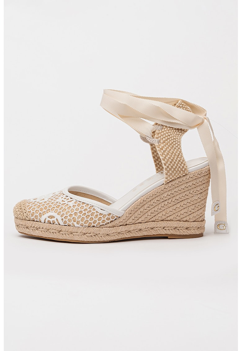 Sandale cu talpa wedge si snururi petrecute - Alb/Bej