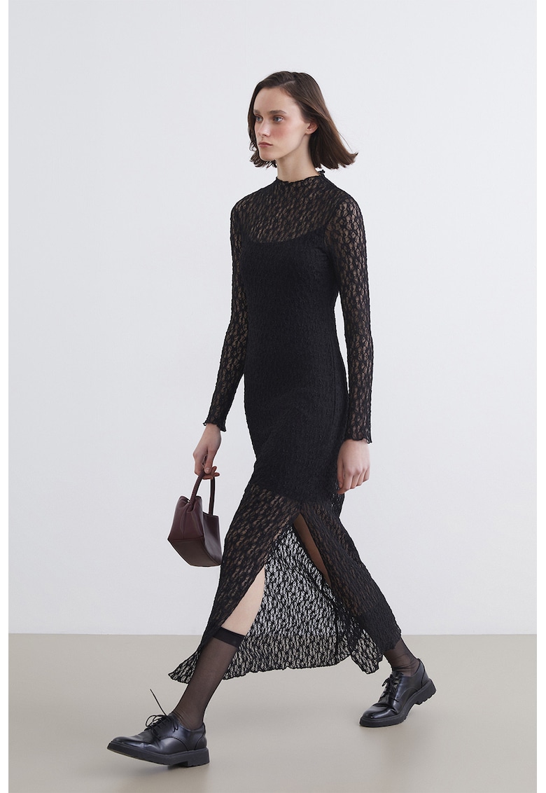 Rochie semitransparenta cu slit lateral - Negru