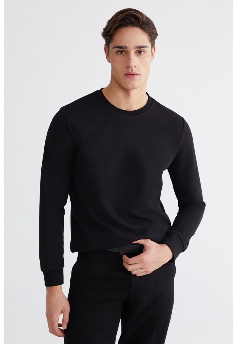 Bluza de trening cu model uni si decolteu la baza gatului