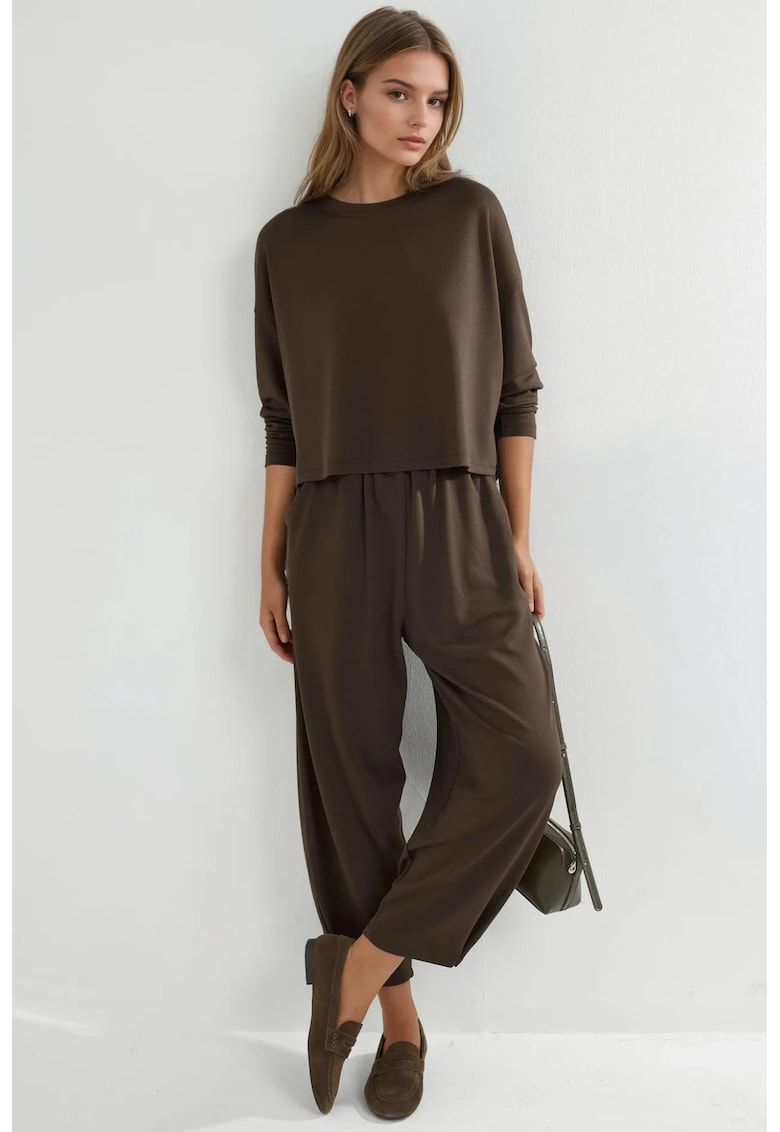 Costum dama - bluza si pantaloni - maro cafea - material modal -