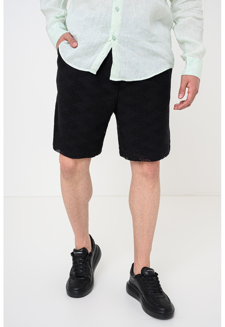 Pantaloni scurti cu model perforat - Negru