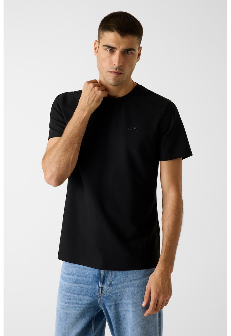 Tricou slim fit cu decolteu la baza gatului - Negru