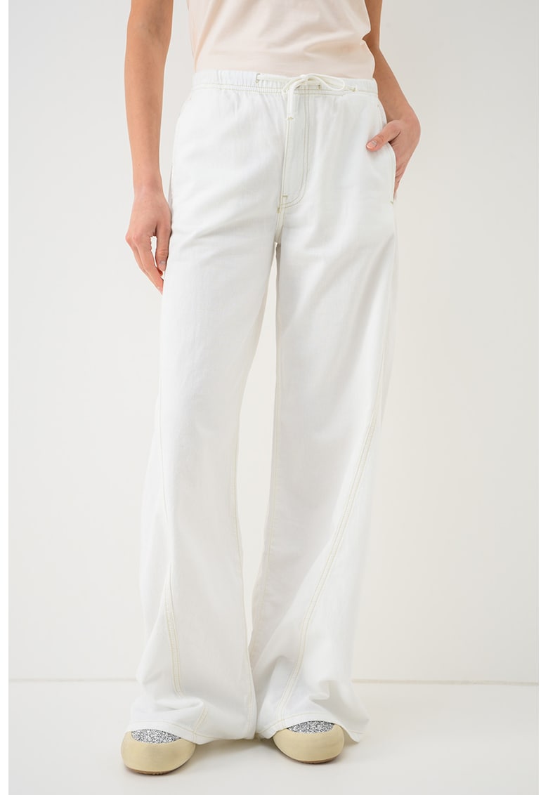 Blugi cu croiala ampla si cordon in talie - Alb