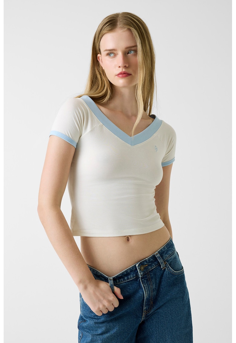 Tricou crop cu decolteu in V - Alb murdar/Albastru