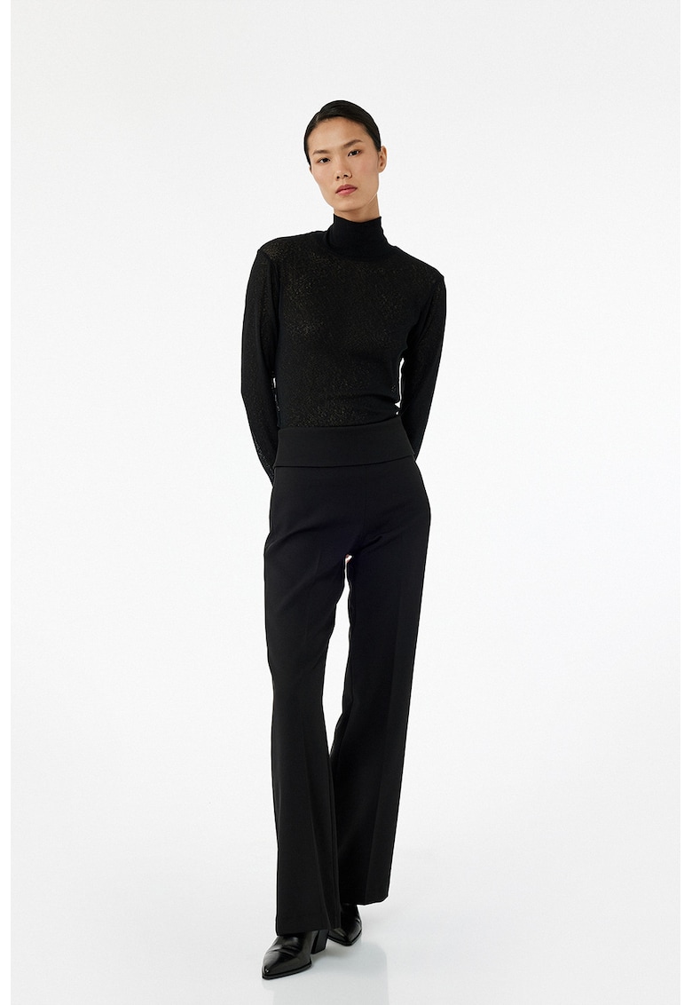 Pantaloni cu croiala dreapta si model uni - Negru