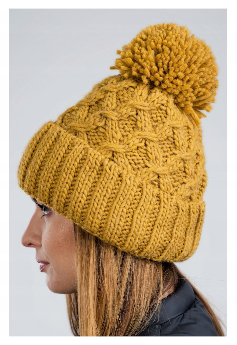 Caciula Dama Din Lana - Cz08 - Marime Unica - Compozitie 30% Lana - 10% Viscoza - 60% Poliacril - Cu Pompon - Uni - Caramel