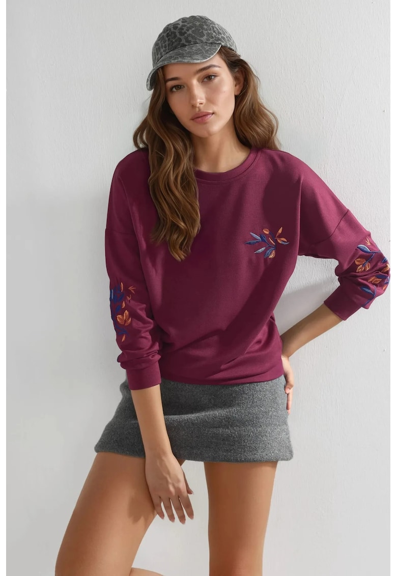 Hanorac dama - brodat - rosu - textil