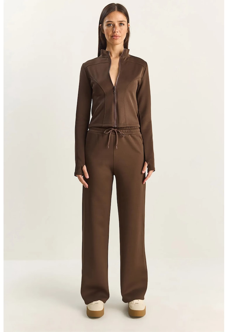 Compleu dama - set jacheta si pantaloni - maro