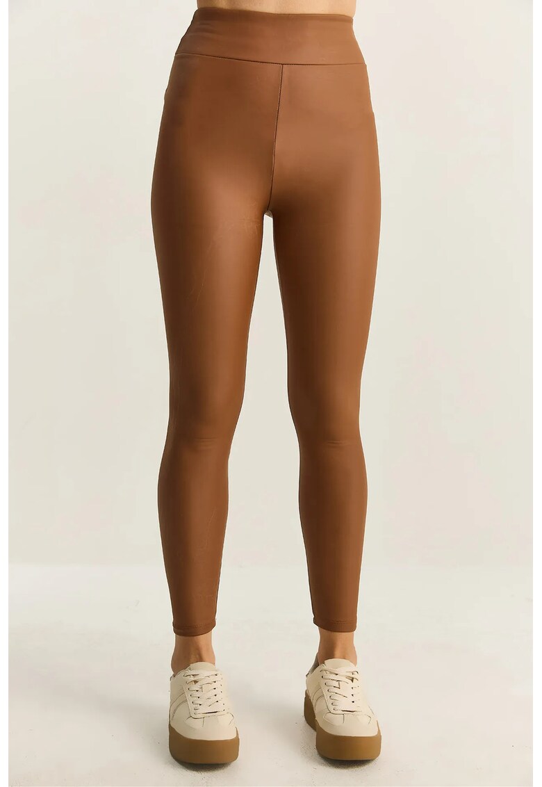 Pantaloni - Femei - Colanti imitatie piele LUCCI - Maro