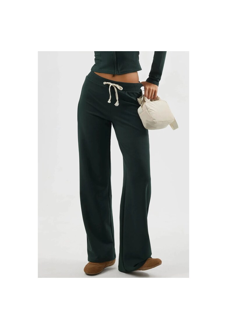 Pantaloni sport dama - croiala dreapta - snur - verde - textil