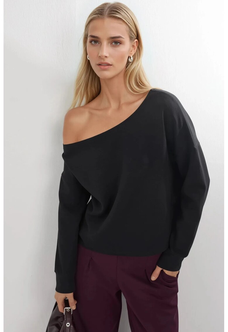 Hanorac dama - guler asimetric - negru - textil