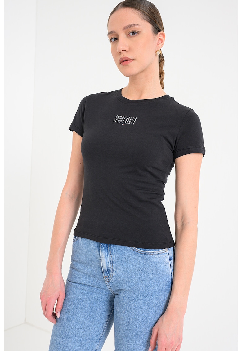 Tricou slim fit cu decolteu la baza gatului - Negru