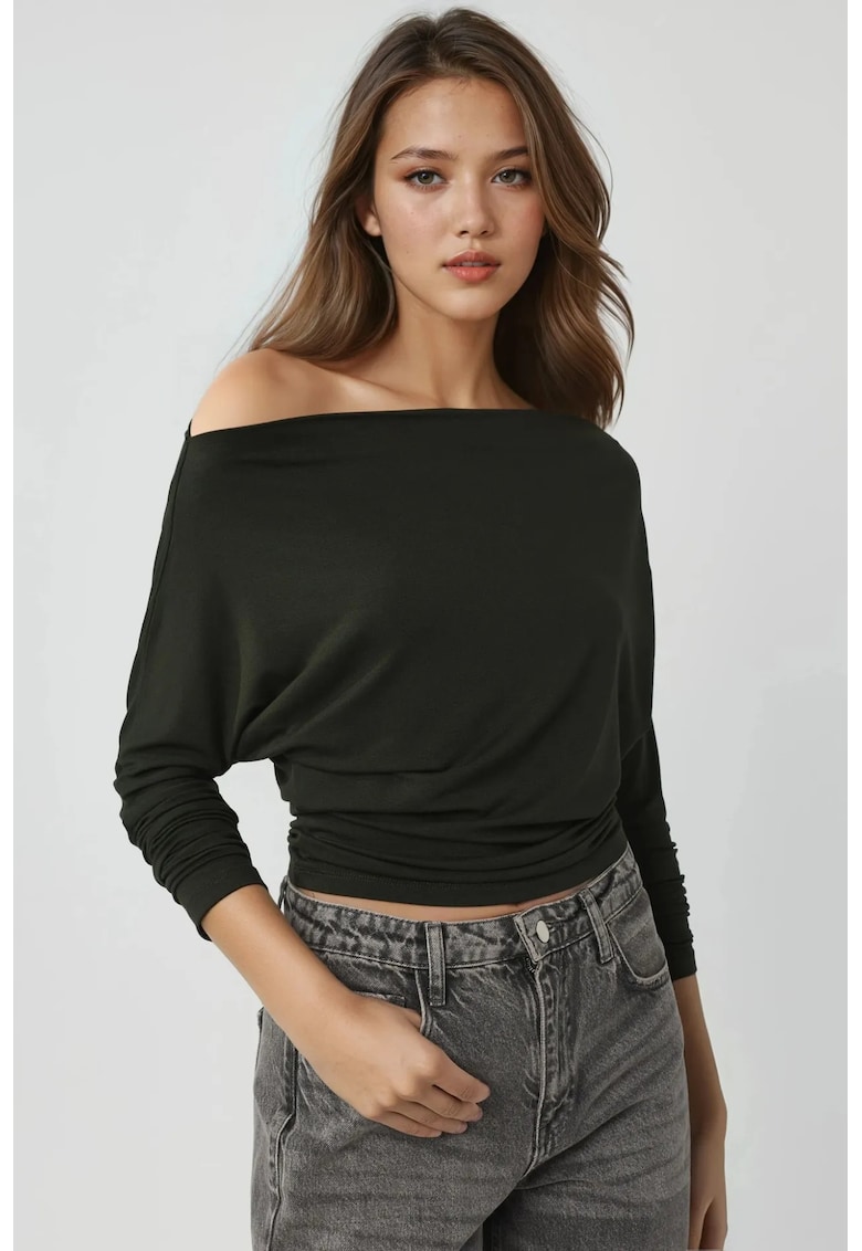 Tricou tricotat elastic cu maneca lunga si guler asimetric verde