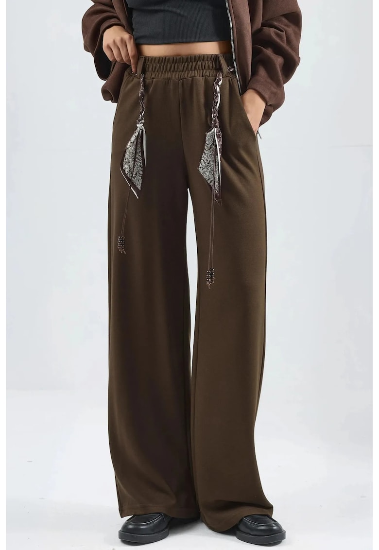 Pantaloni dama - tricotati - talie inalta - culoare maro