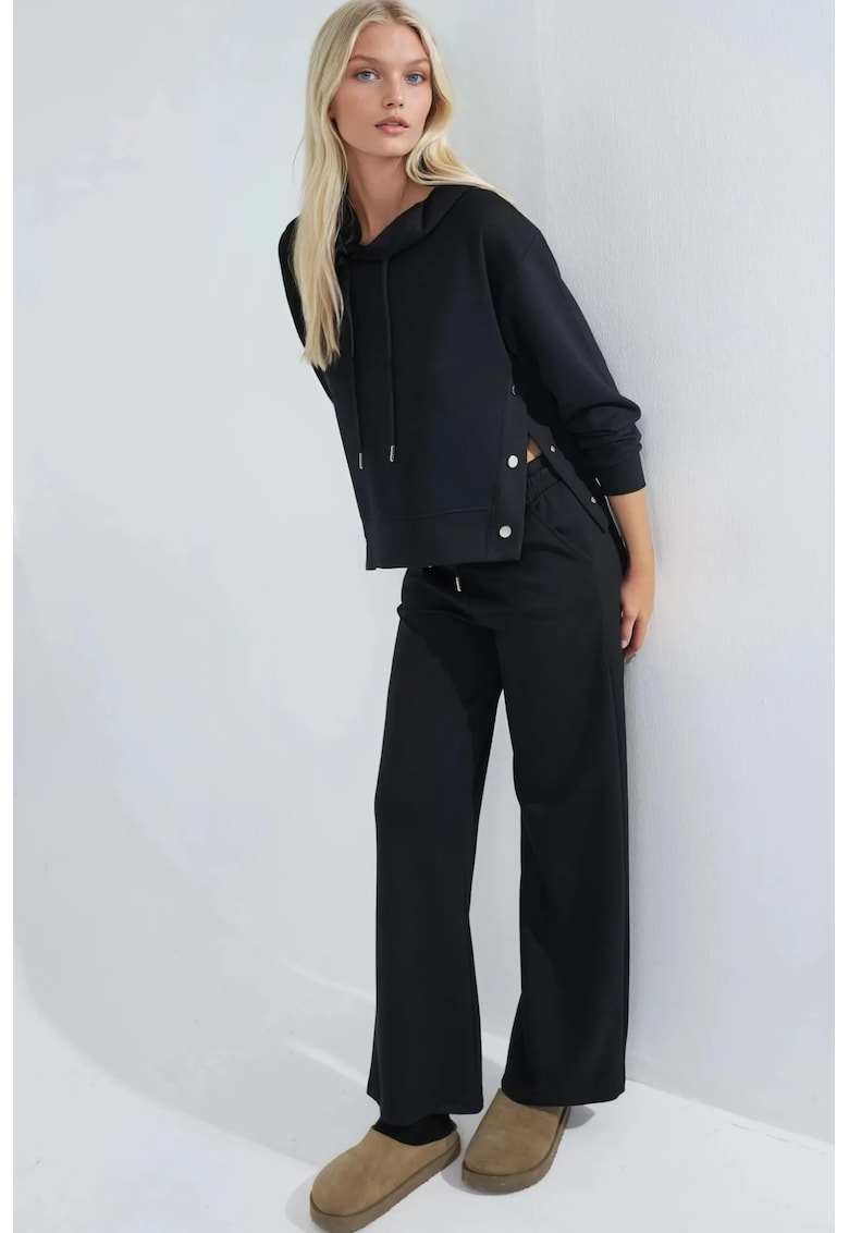 Set din doua piese - hanorac cu gluga si pantaloni cu picioare largi - negru - tricot