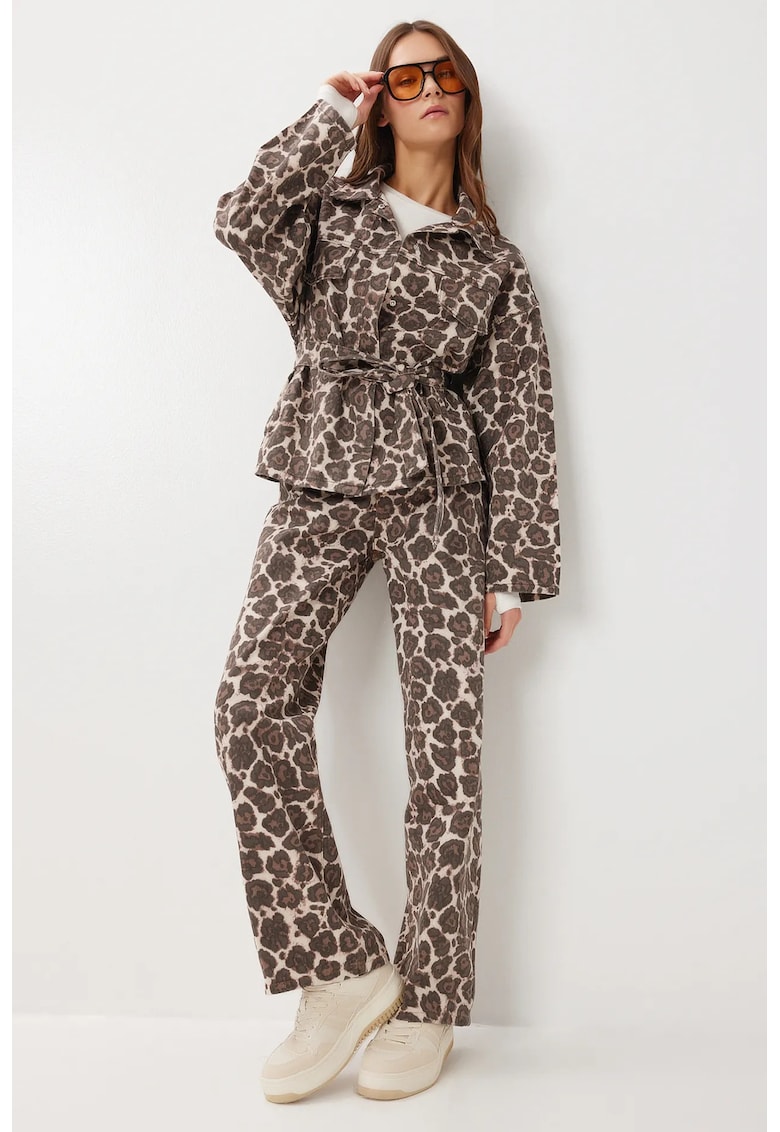 Costum dama - Happiness Istanbul - set din doua piese - imprimeu leopard - maro - textil
