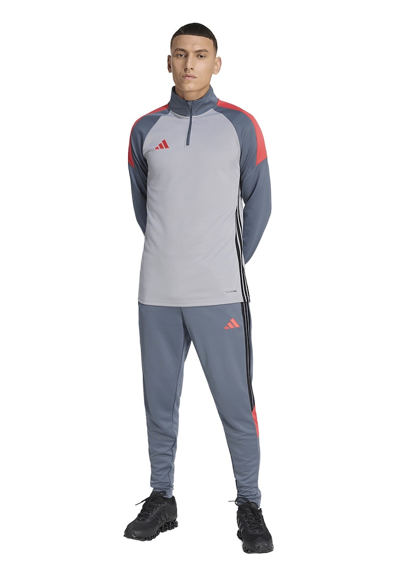 Pantaloni conici cu logo pentru fotbal Tiro Essentials - Negru/Albastru prafuit/Portocaliu mandarina