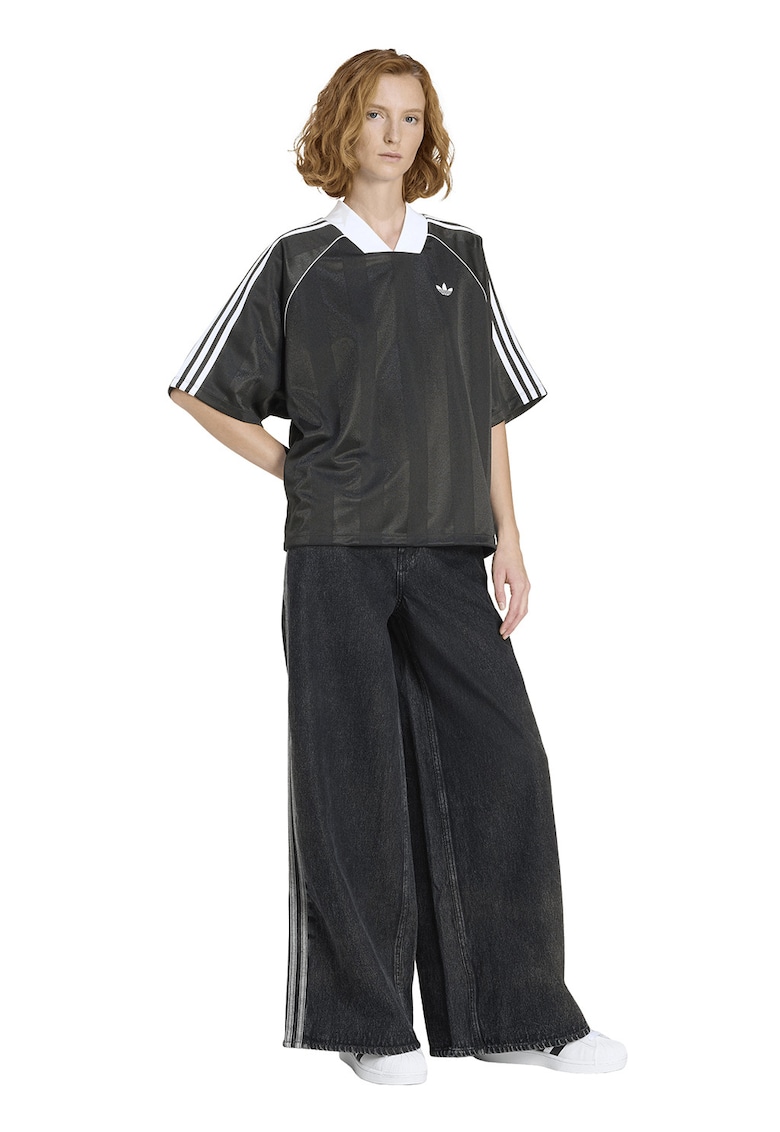 Tricou lejer cu decolteu in V - Negru