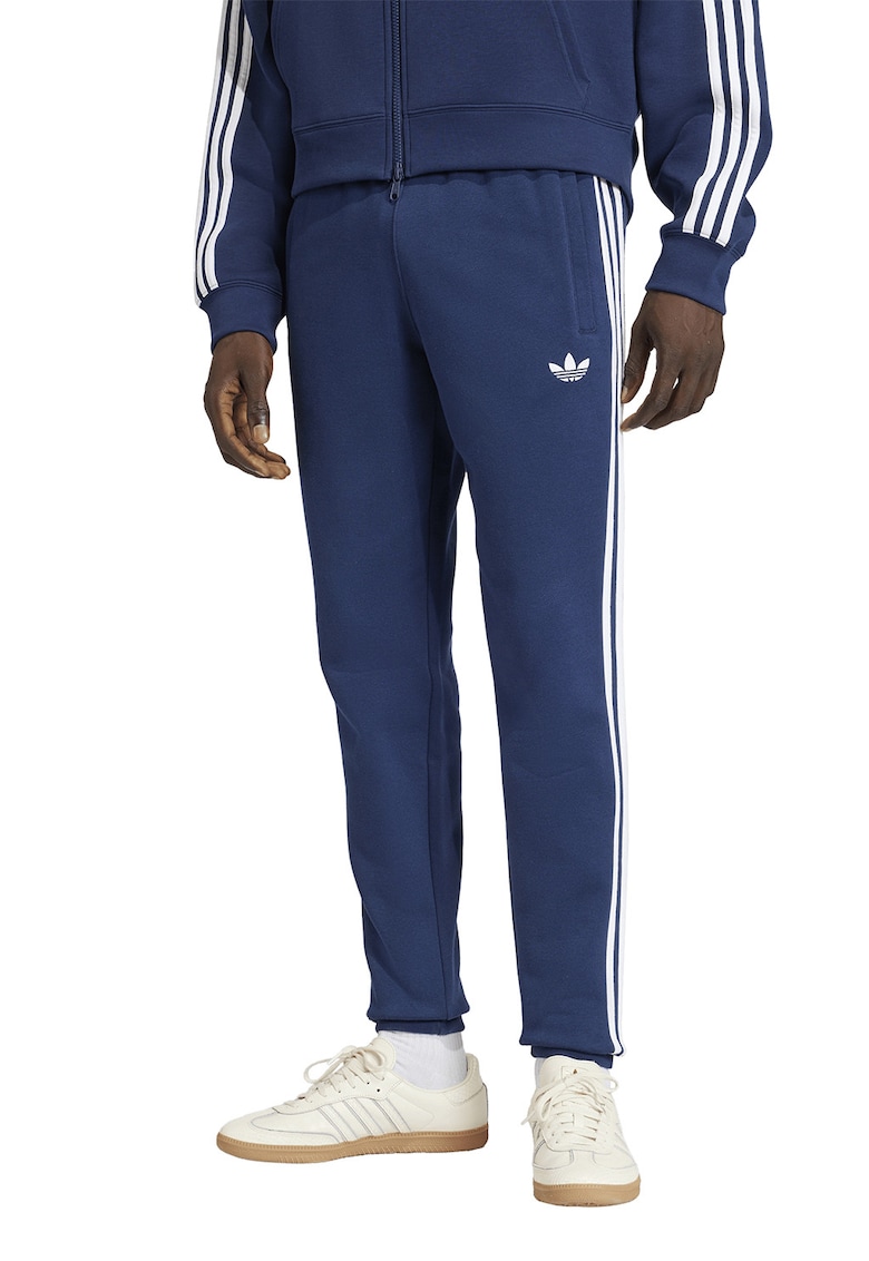 Pantaloni de trening cu croiala conica si 3 dungi - Alb/Albastru inchis