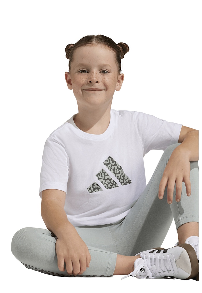 Set tricou de bumbac cu logo si pantaloni - 2 piese - Alb/Maro inchis/Verde pal