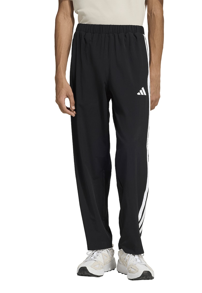 Pantaloni sport cu buzunare laterale si capse la terminatii - Negru