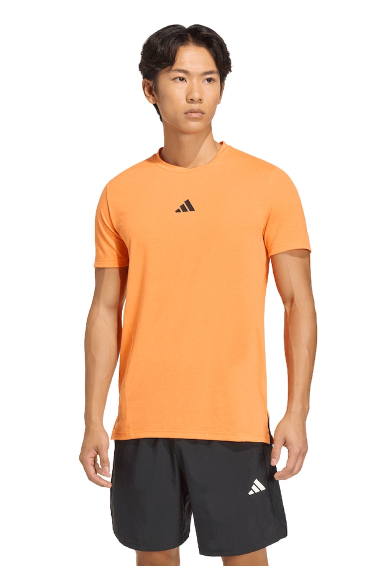 Tricou slim fit pentru fitness D4T - Negru stins/Portocaliu pal
