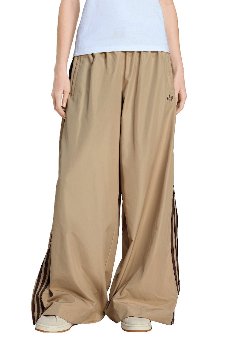 Pantaloni de trening cu croiala ampla si snur de ajustare in talie - Maro camel