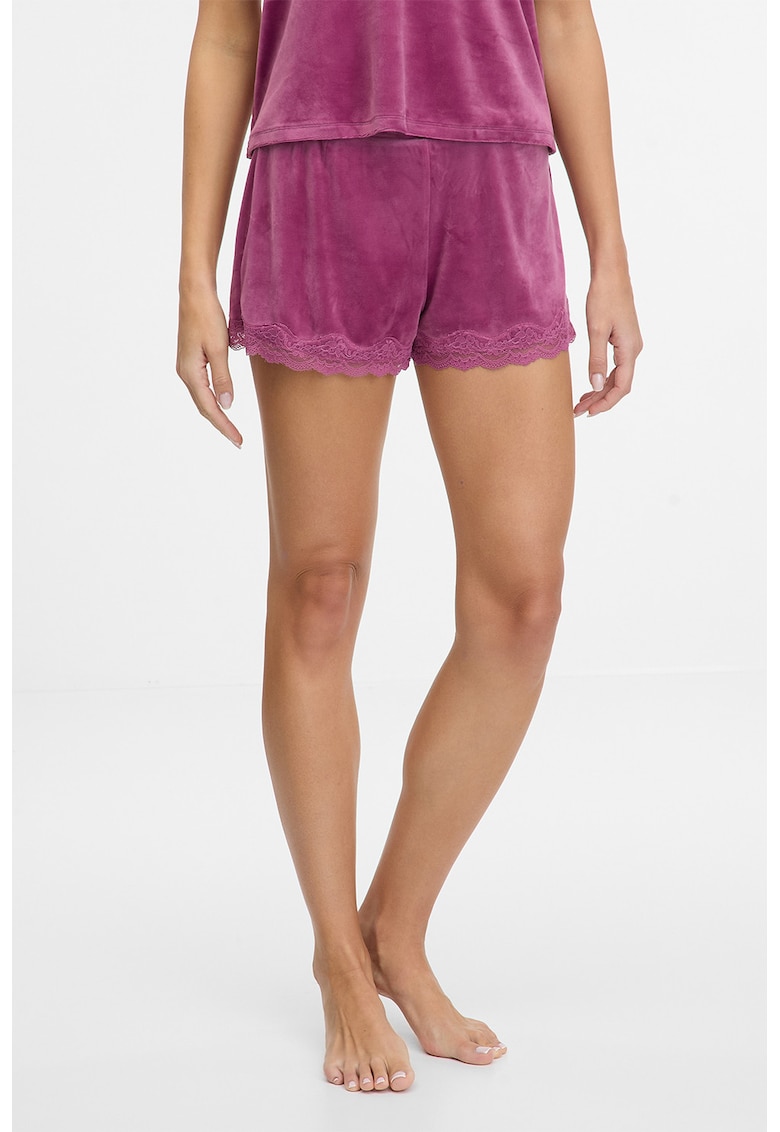 Pantaloni scurti de pijama din velur cu garnitura din dantela - Ametist