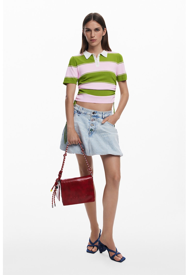 Tricou cu model in dungi si snururi laterale