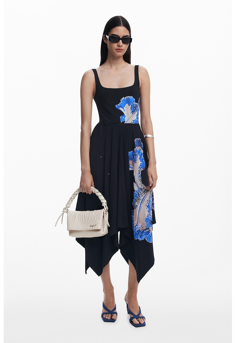 Rochie asimetrica cu decolteu patrat adanc - Negru