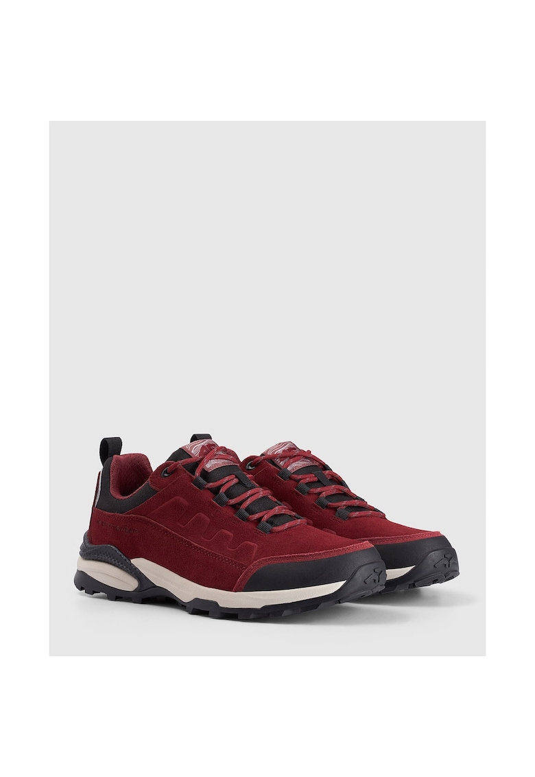 Pantofi de trekking rosii - piele intoarsa - talpa aderenta