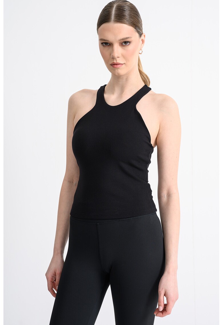 Top uni cu decupaj pe partea din spate - Negru