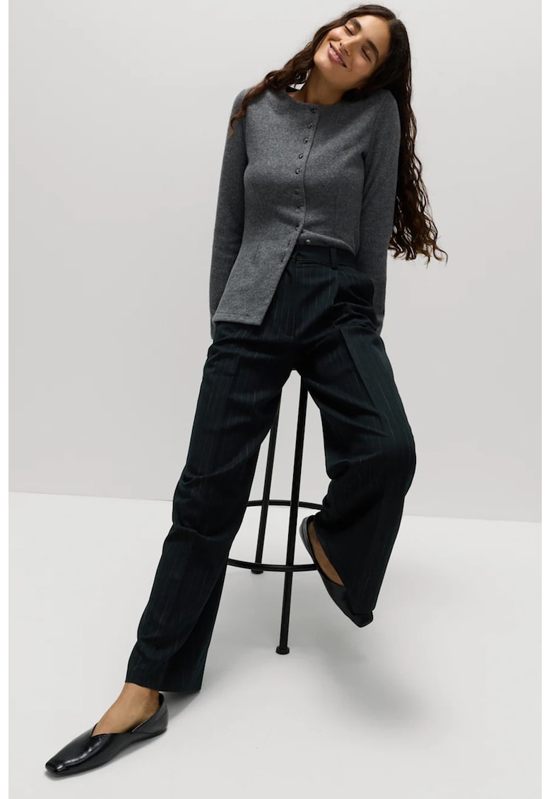 Pantaloni cu croiala ampla si model in dungi - Negru