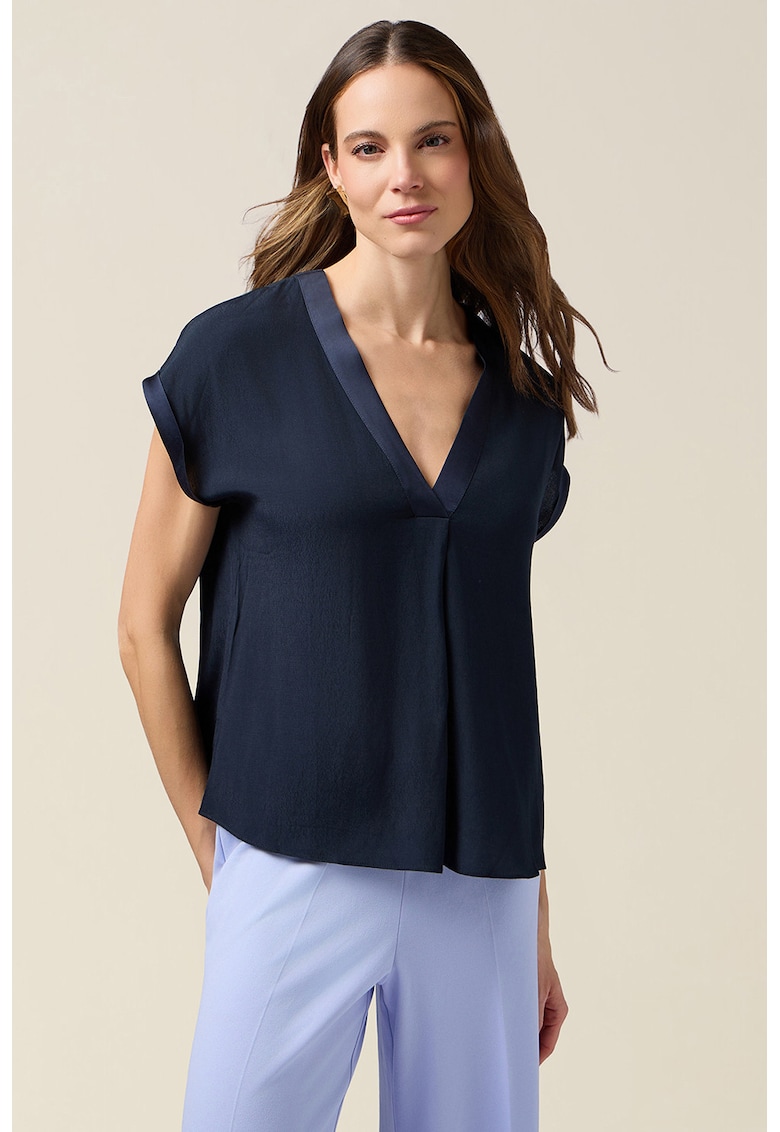 Bluza cu decolteu in V si model uni - Albastru ultramarin