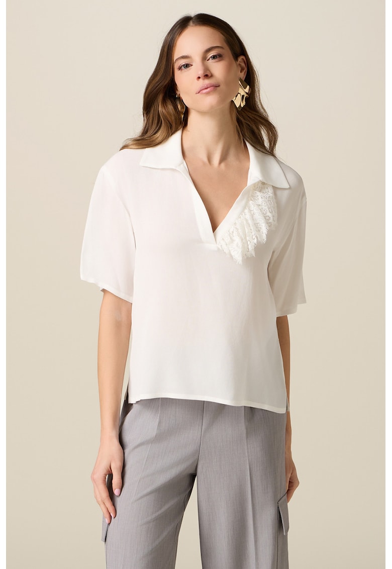 Bluza vaporoasa cu garnitura brodata - Alb