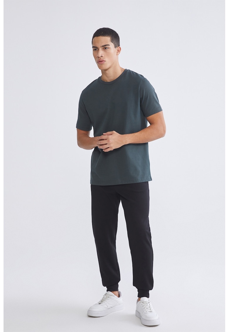 Pantaloni de trening cu snur si terminatii elastice - Negru